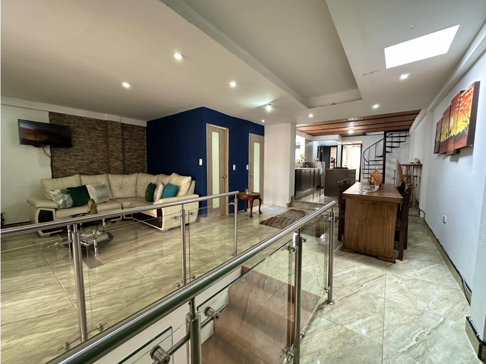 ALQUILER VACACIONAL, AMPLIO APARTAMENTO CIRCUNVALAR, PEREIRA. — foto 4