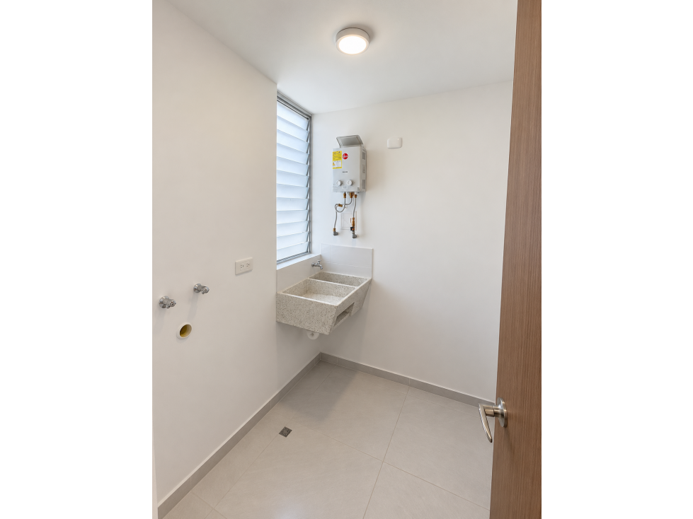 LINDO APARTAMENTO EN VENTA PISO 10, MATIZ, DOSQUEBRADAS — foto 4