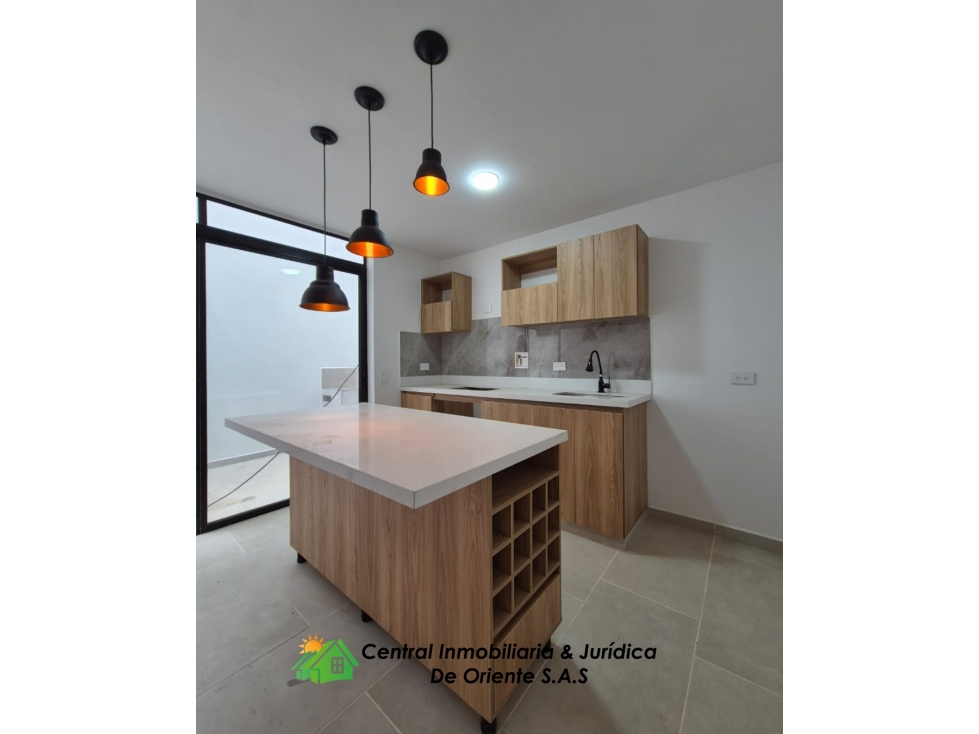 CASA EN VENTA EN LA URBANIZACION CERRADA LA MARIA — foto 2