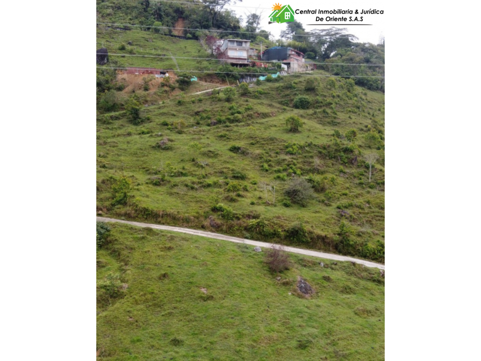 LOTE EN VENTA VIA GUATAPE - 2