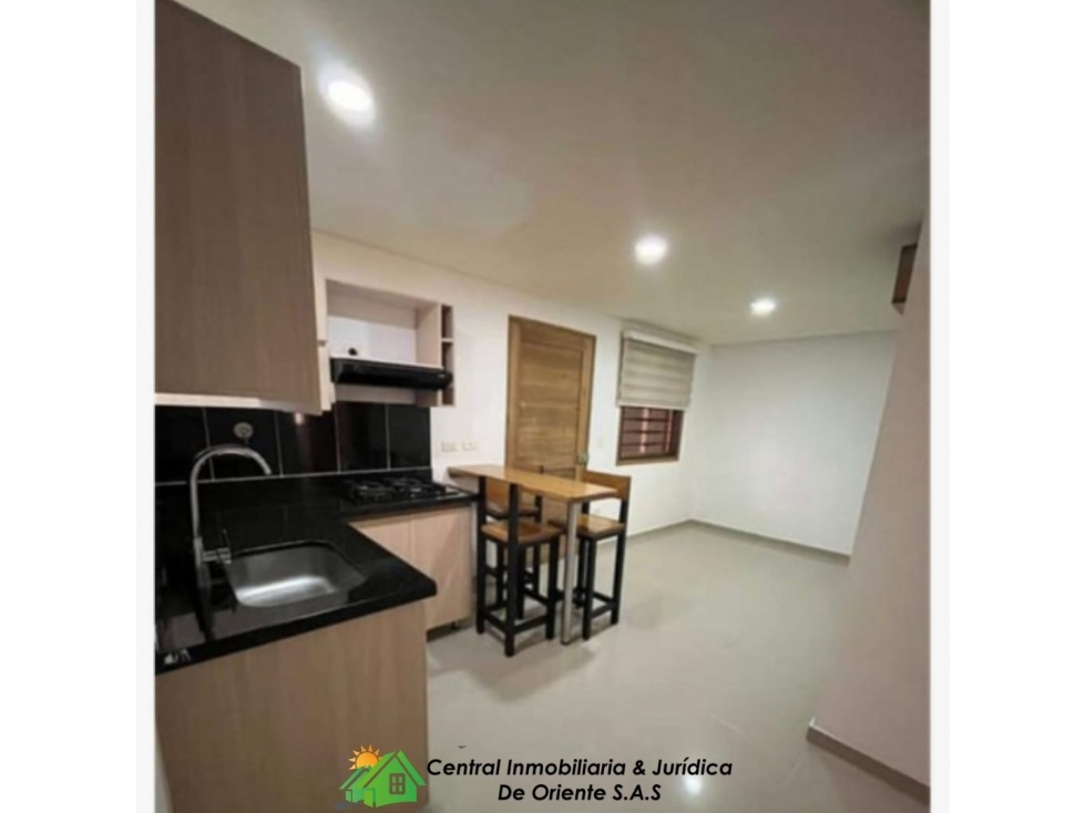 APARTAMENTO 4 PISO EN VENTA - 2