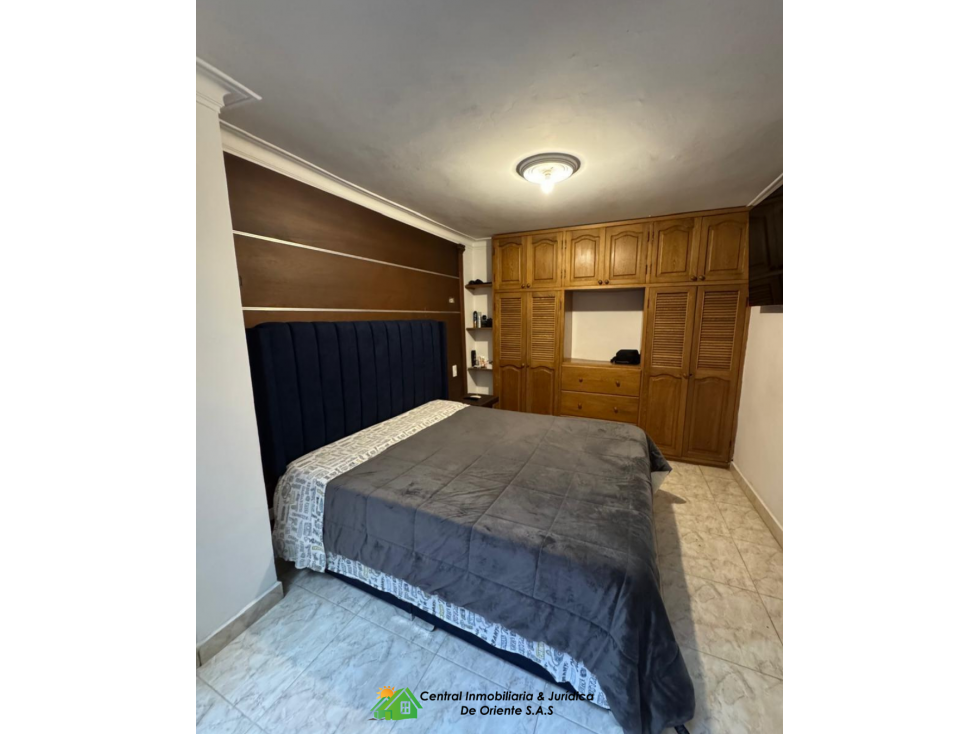 APARTAMENTO PRIMER PISO EN VENTA - 2