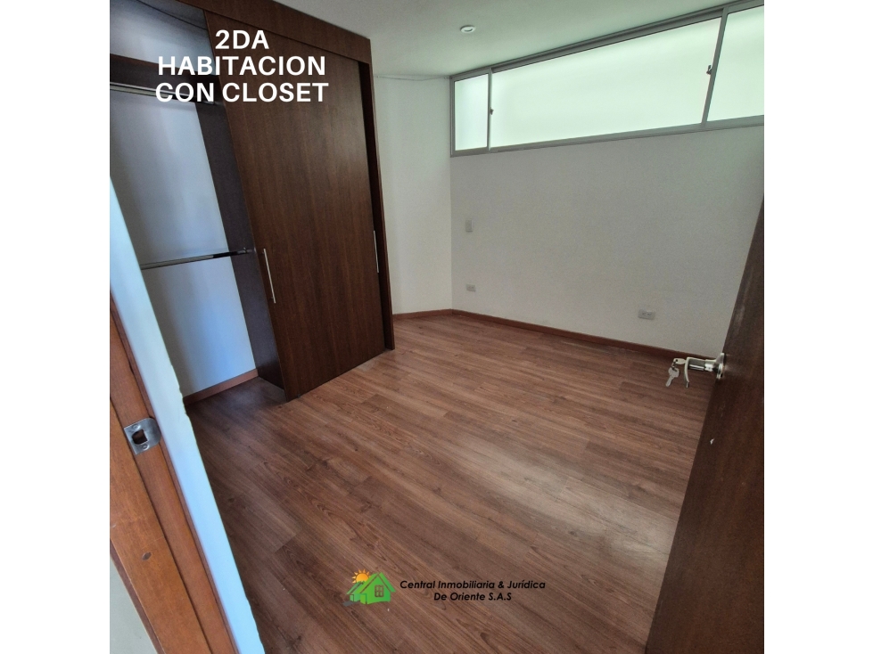 APARTAMENTO EN VENTA PISO 3 — foto 2