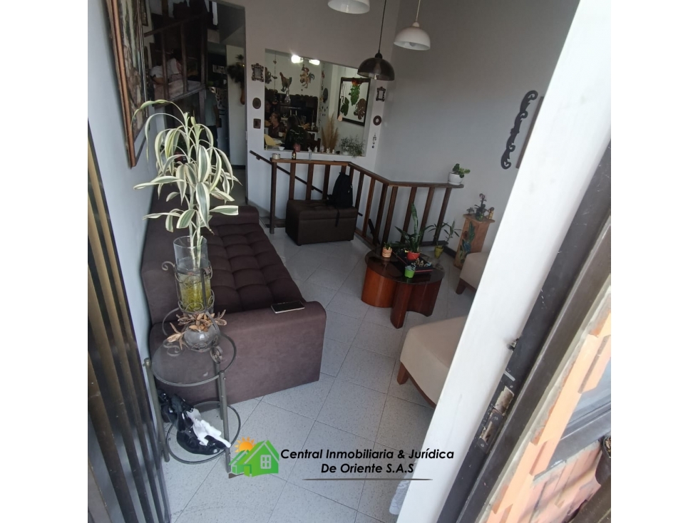 CASA EN VENTA EN LA CEJA EXCELENTE UBICACIÓN CERCA AL HOSPITAL — foto 3