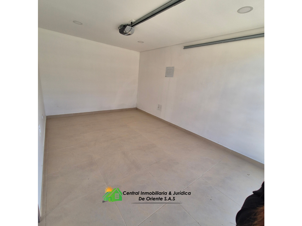 CASA UNIFAMILIAR EN VENTA — foto 3