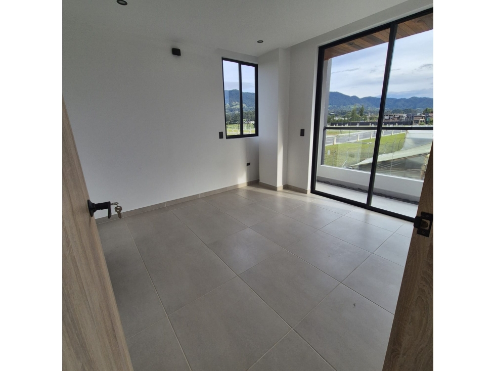 APARTAMENTO EN VENTA EN LA CEJA URBANIZACIÓN MAUMI — foto 4