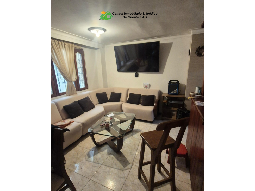 APARTAMENTO PRIMER PISO EN VENTA - 4