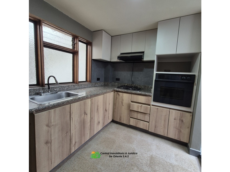 APARTAMENTO EN VENTA EDIFICIO MADRIGAL — foto 5