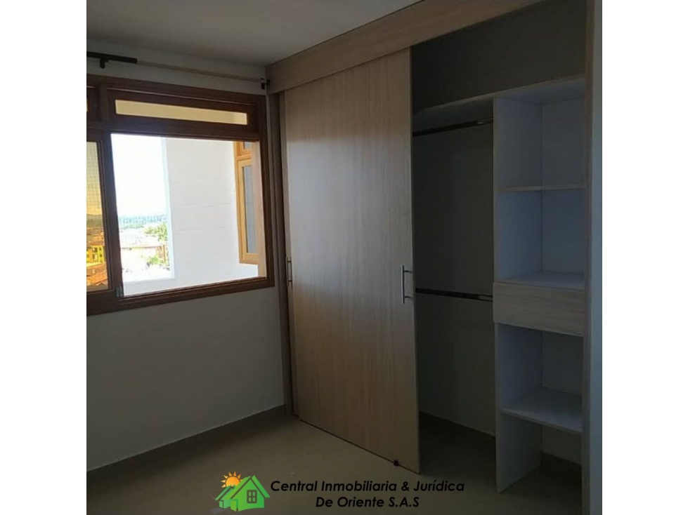 APARTAMENTO 4 PISO EN VENTA - 5