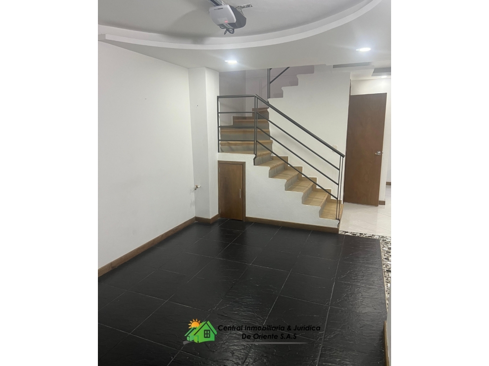 CASA UNIFAMILIAR EN VENTA EN VILLAS DE LA ARGENTINA — foto 5