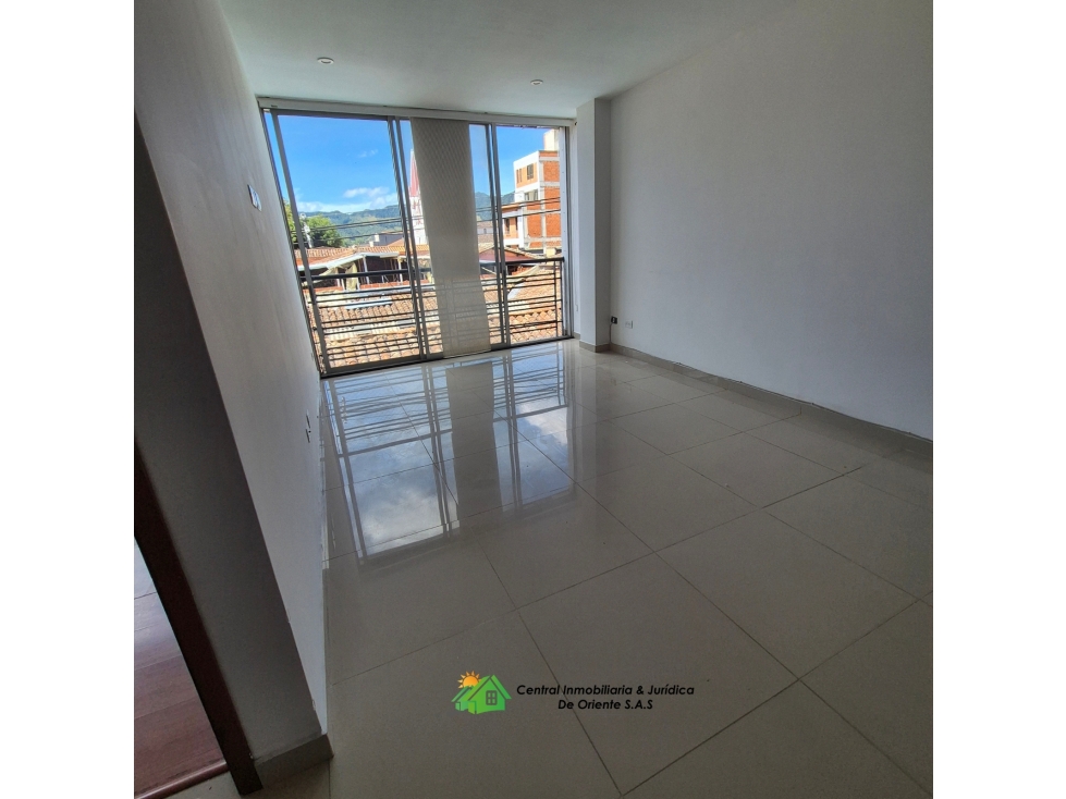 APARTAMENTO EN VENTA PISO 3 — foto 6