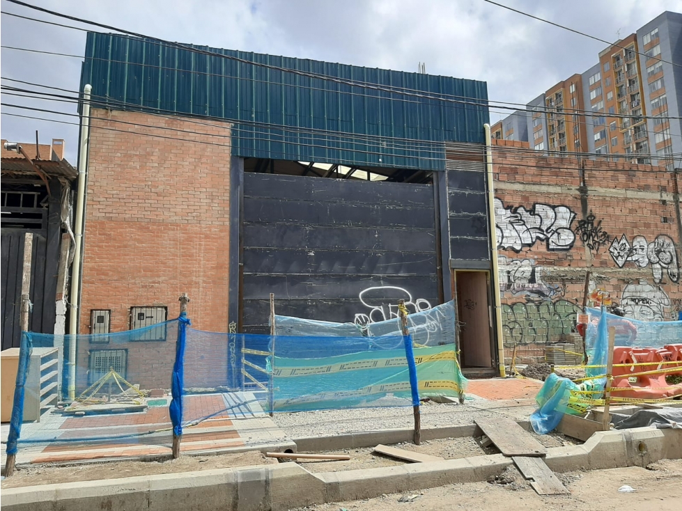 ARRIENDO BODEGA 300 M2 LIJACÁ CALLE 189 CON 9 TRIFASICA 30 KVA — foto 2