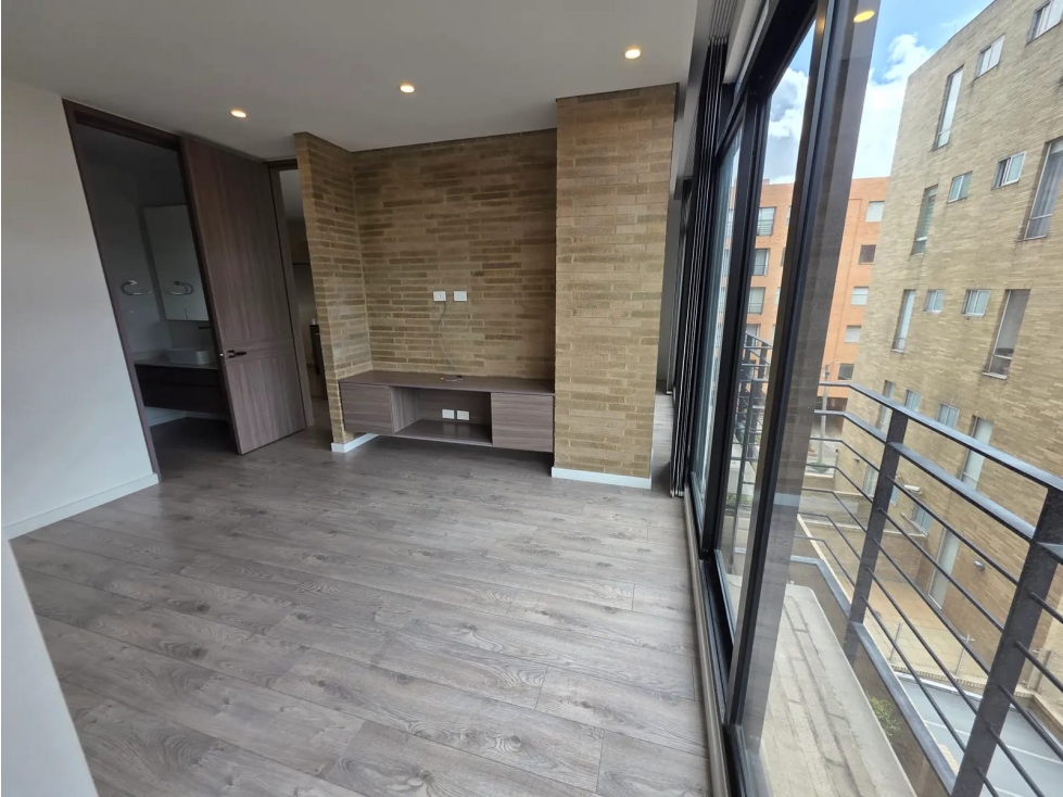 Apartaestudio con alcoba independiente en Chico Navarra