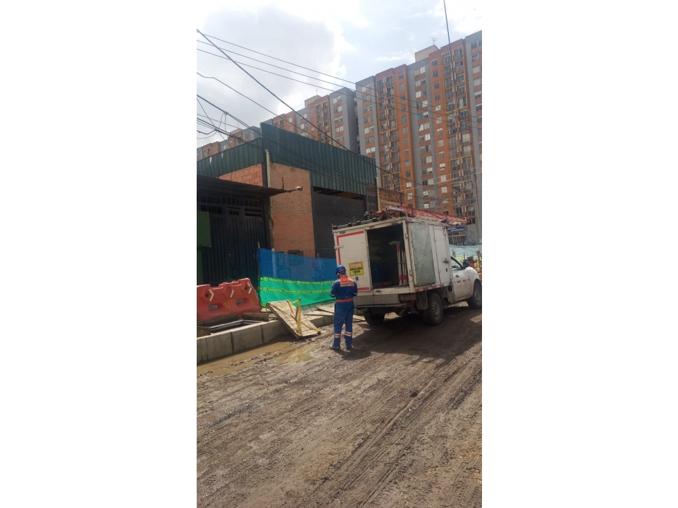 VENDO BODEGA 300 M2 LIJACA CRA 9 CON 189 — foto 2