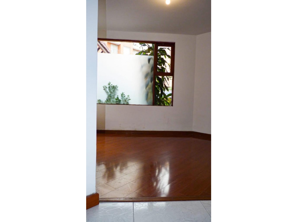 Vendo Casa en Conjunto en Chico Navarra — foto 2