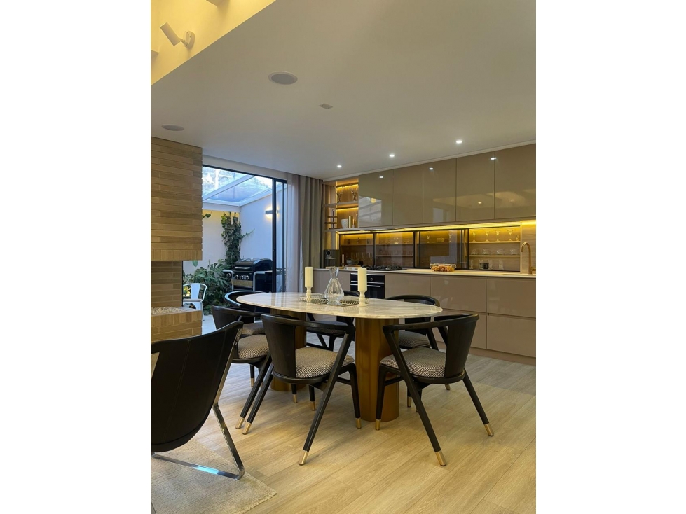VENDO CASA EN CHIA VALVANERA