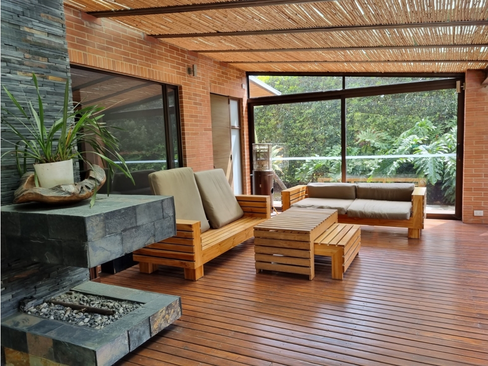CASA EN VENTA APOSENTOS