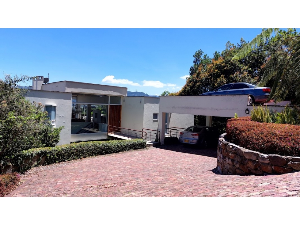ARRIENDO CASA 390 M2 4 HABITACIONES CON BAÑO EN APOSENTOS SOPO - 1