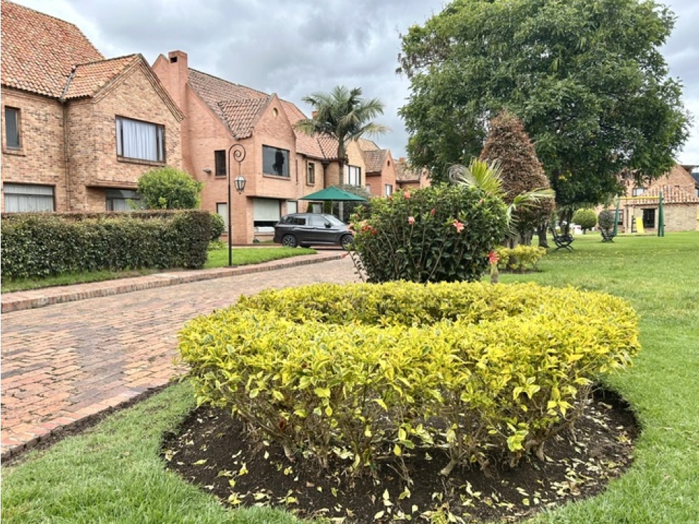 VENDO CASA EN CONJUNTO CERRADO CHIA- CAMPINCITO