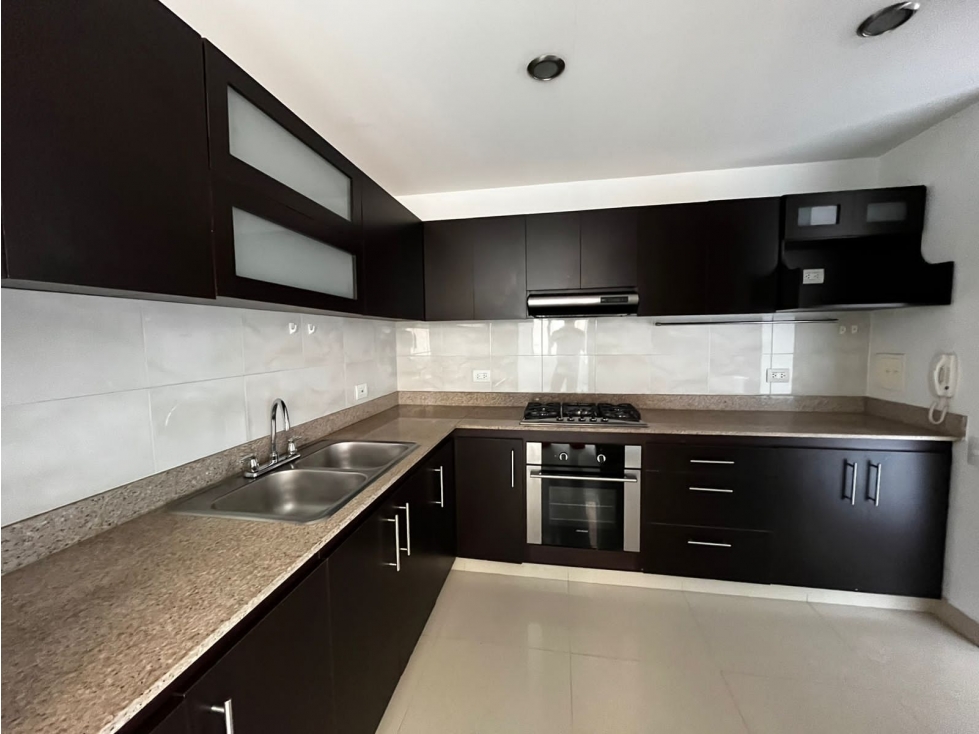 ARRIENDO HERMOSO APARTAMENTO BELLA SUIZA - 101 MTRS