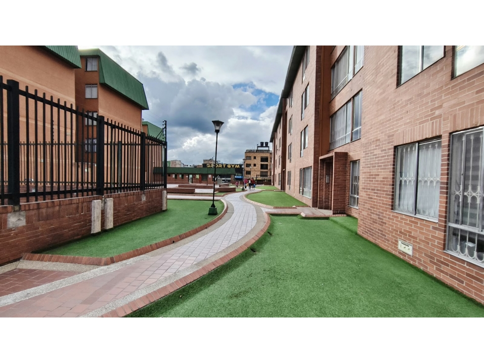 CASA EN VENTA ZARZAMORA