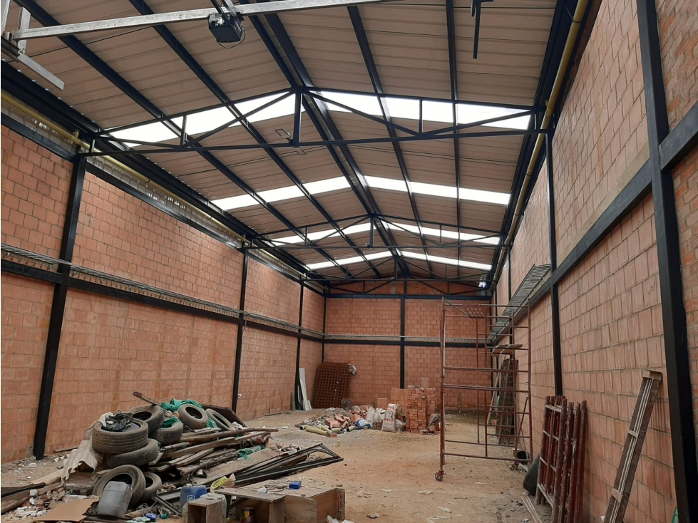 ARRIENDO BODEGA 300 M2 LIJACÁ CALLE 189 CON 9 TRIFASICA 30 KVA — foto 6