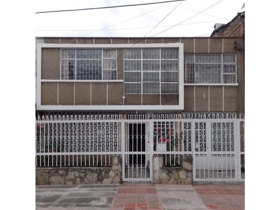 VENDO CASA LOTE CHAPINERO OCCIDENTAL 190 M2 CRA 15 CON 60