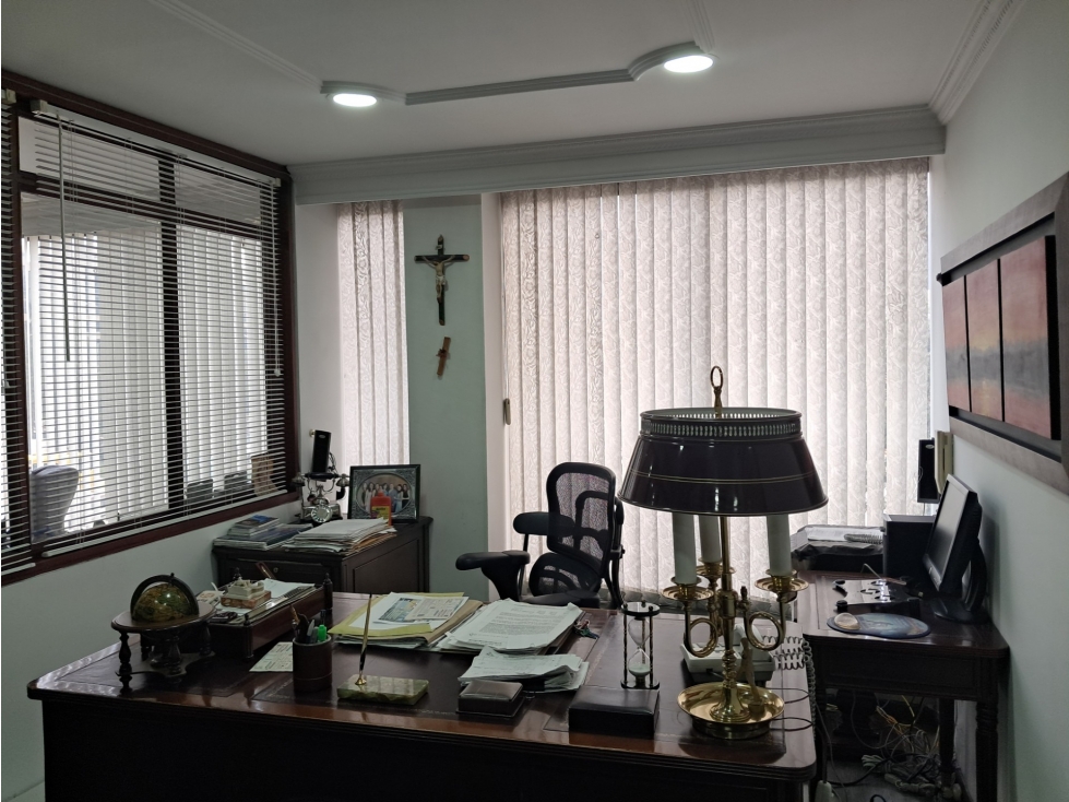 VENTA OFICINAS FRENTE A UNICENTRO 30MTRS 300 MM — foto 5
