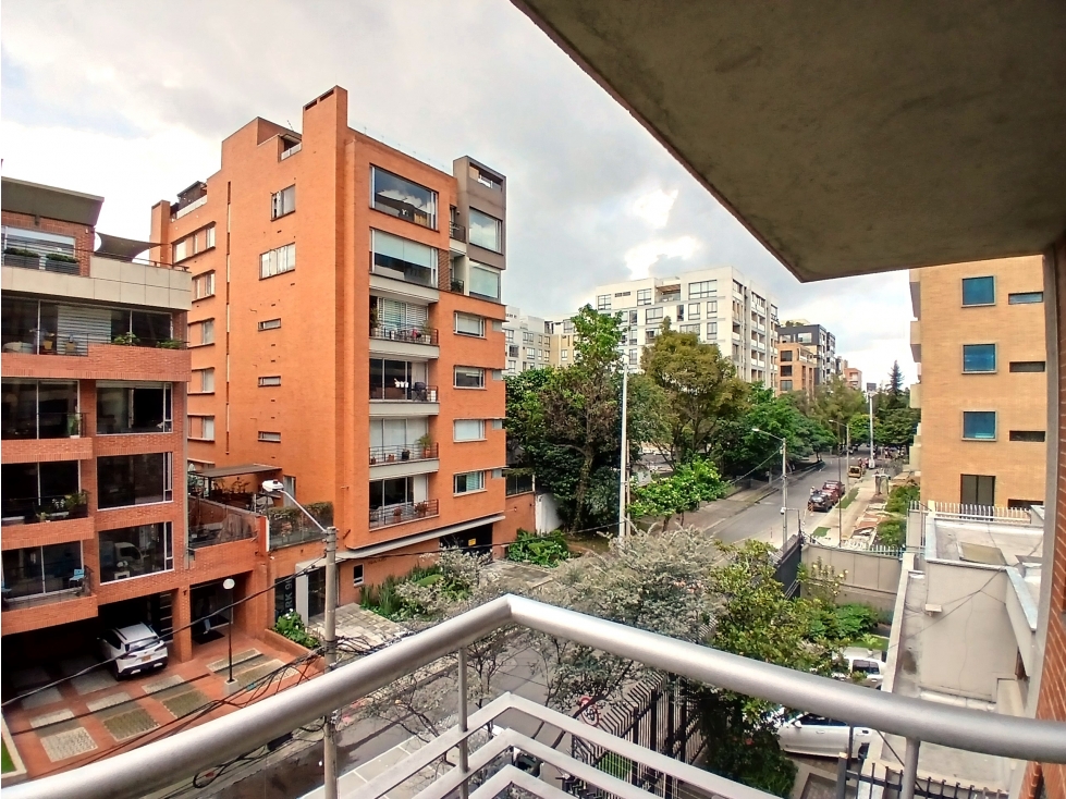 VENDO APARTAMENTO EN CHICO NORTE