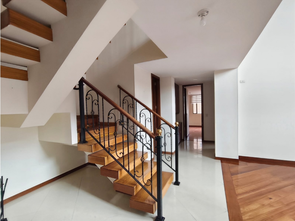 APARTAMENTO PENTHOUSE EN VENTA COLINA CAMPESTRE — foto 4