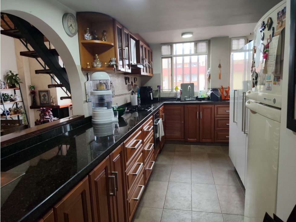Vendo apartamento Alhambra — foto 6
