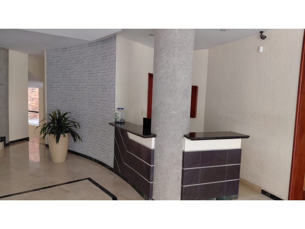 ARRIENDO APTO CHICO NAVARRA 150 M2 BALCON 3 HAB PISO 5 EXTERIOR — foto 2