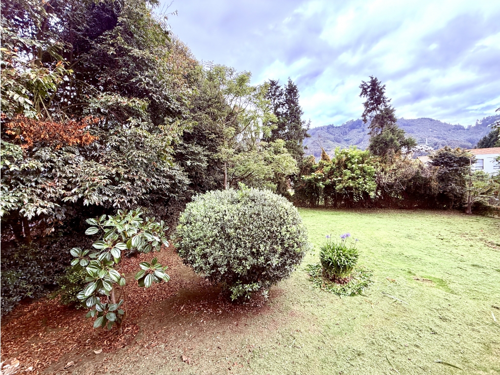 CASA CON LOTE EN CHIA 154 M2 Lote: 958 M2 $950 mills. — foto 3