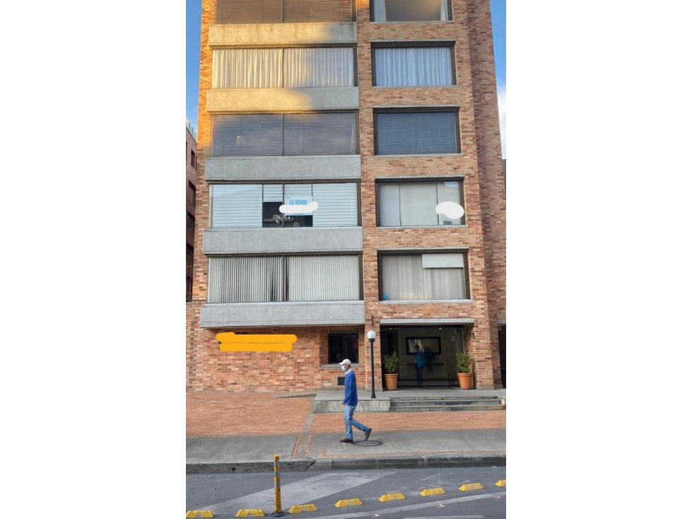 VENDO APTO REMODELADO CHICÓ 141 M2 2 HABITACIONES + ESTUDIO 2 PARK — foto 2