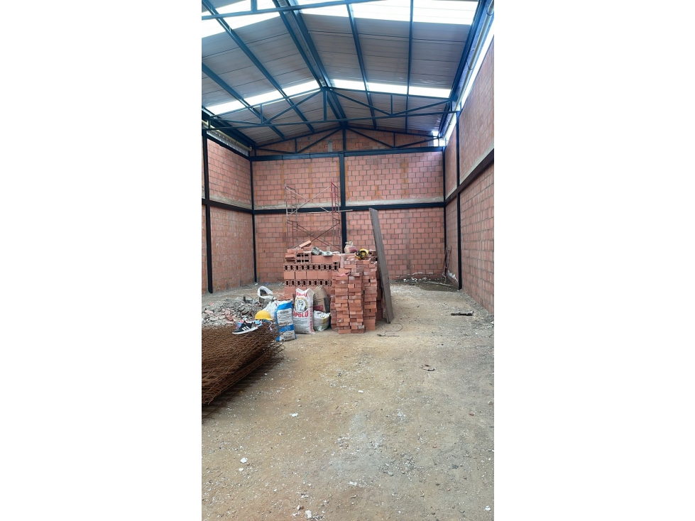 VENDO BODEGA 300 M2 LIJACA CRA 9 CON 189 — foto 4