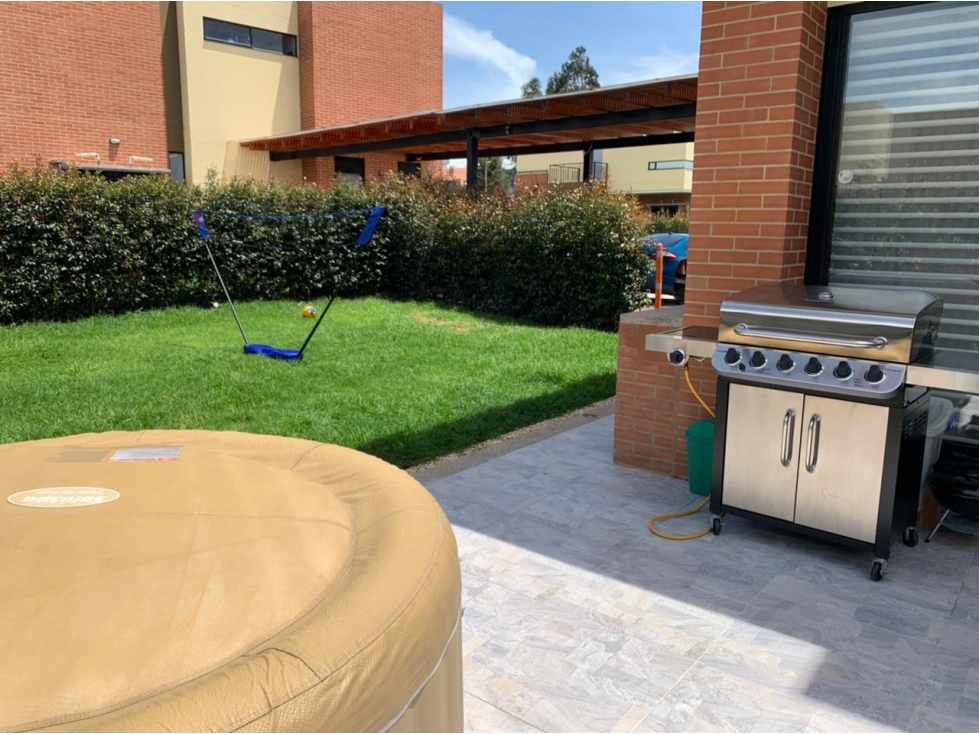 VENDO CASA EN OIKOS SAVANNA — foto 3