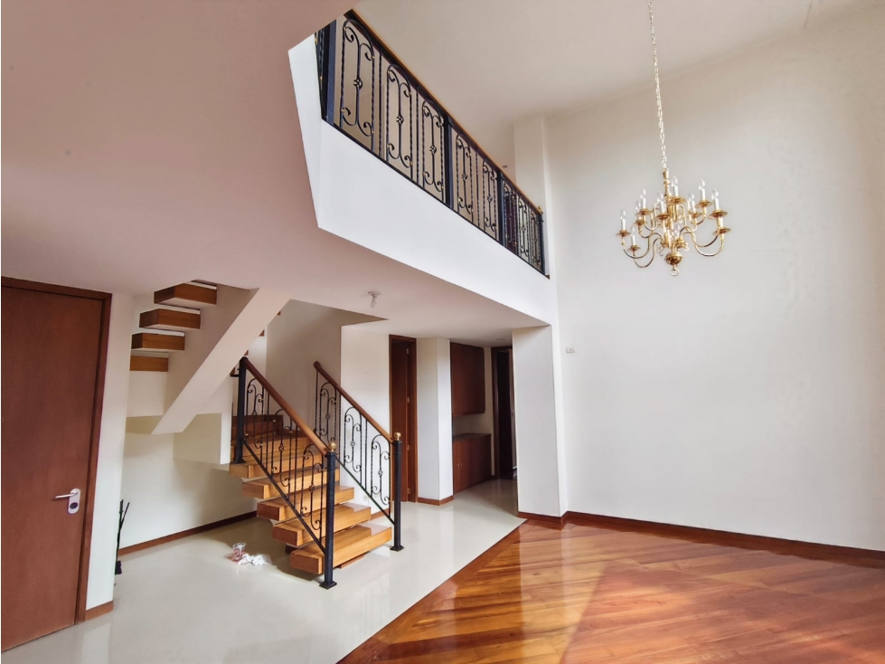 APARTAMENTO PENTHOUSE EN VENTA COLINA CAMPESTRE — foto 3