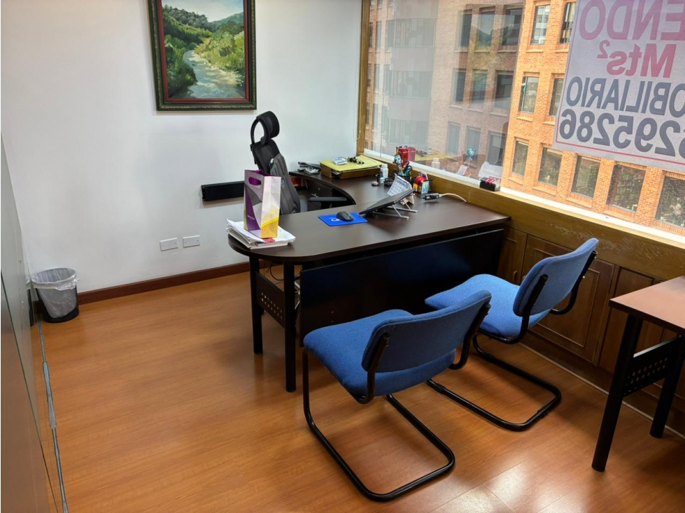 ARRIENDO OFICINA AMOBLADA 62 M2 WORLD TRADE CENTER PISO 5 PARK — foto 3