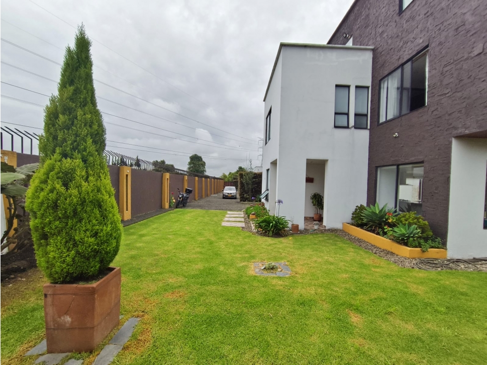 CASA EN VENTA EN PARCELAS DE COTA