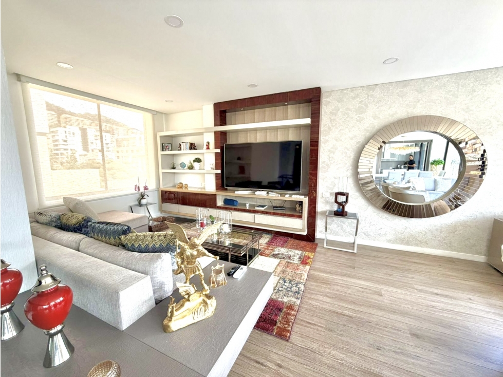 BELLA SUIZA 300 M2+15 de Terraza 4 habs $ 3.250 Mills — foto 4