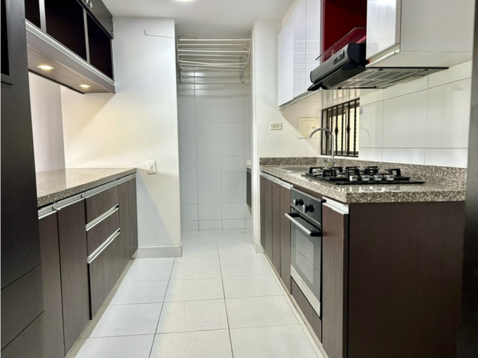 VENDO APARTAMENTO SECTOR SALITRE-MODELIA — foto 4