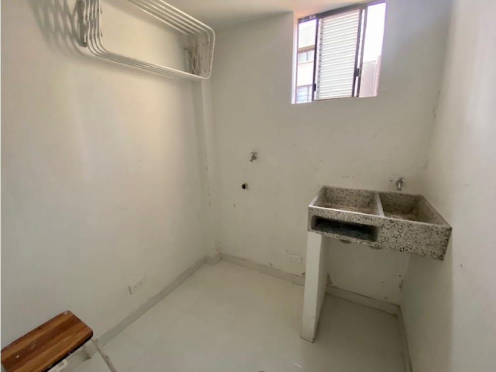 CEDRITOS DUPLEX 2 HAB Y ESTUDIO — foto 4