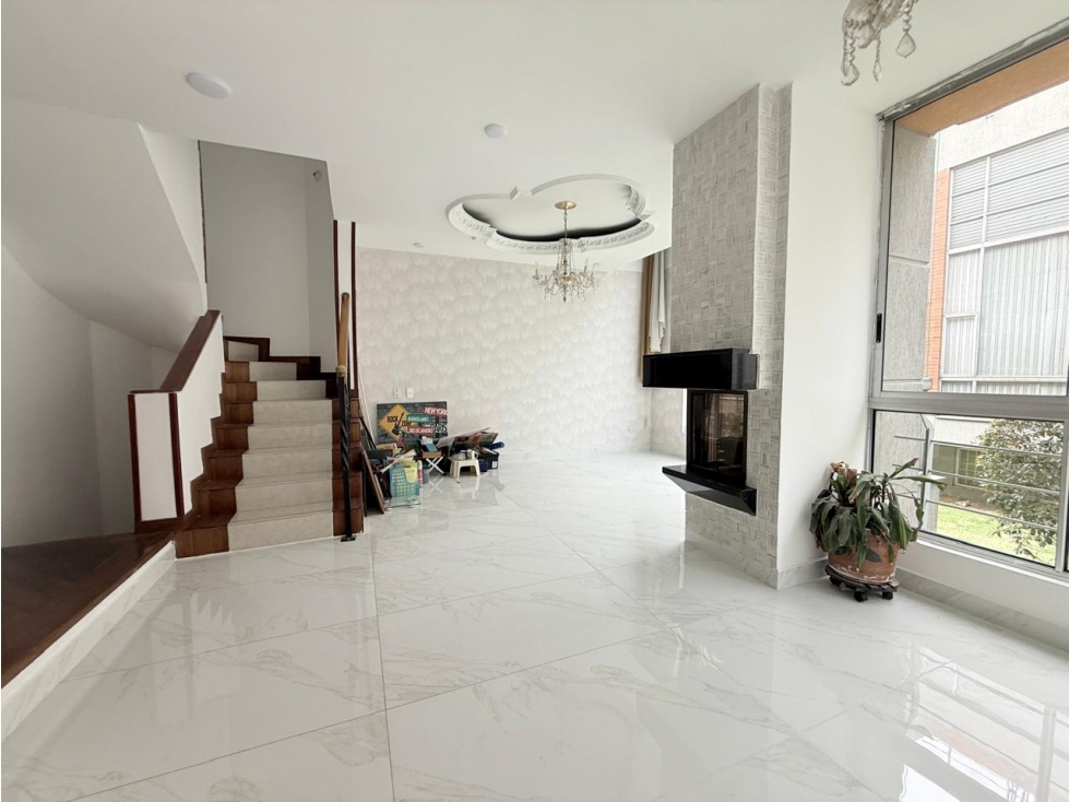 Casa en COLINA CAMPESTRE Conjunto 4 hab CBS — foto 3