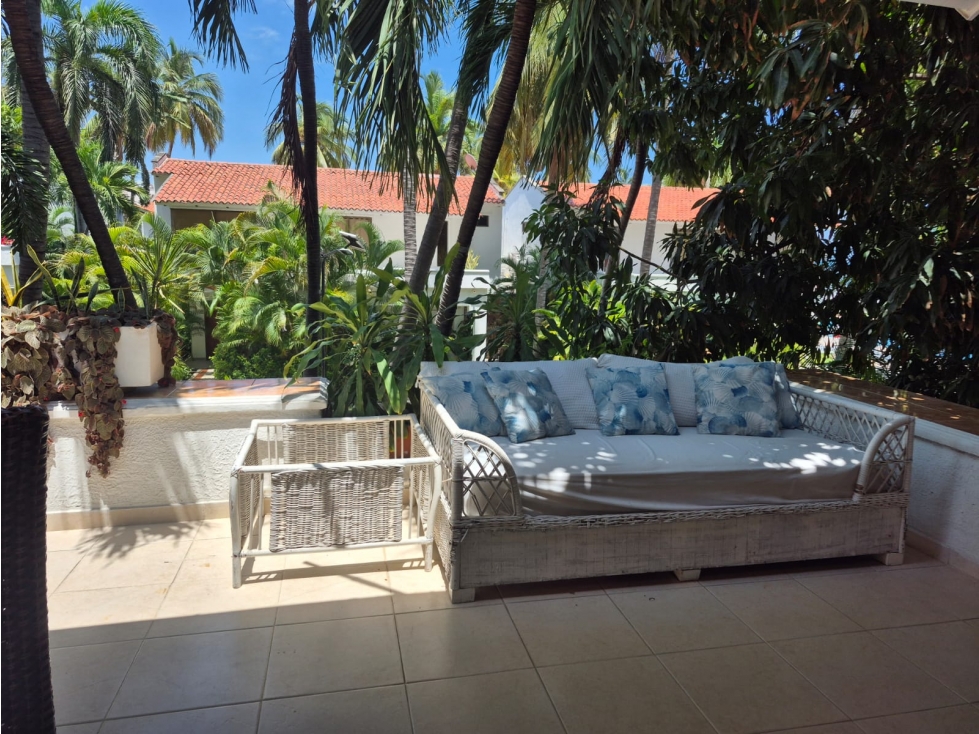 ARRIENDO HERMOSA CASA EN STA MARTA, PRIMERA LINEA DE MAR - 4