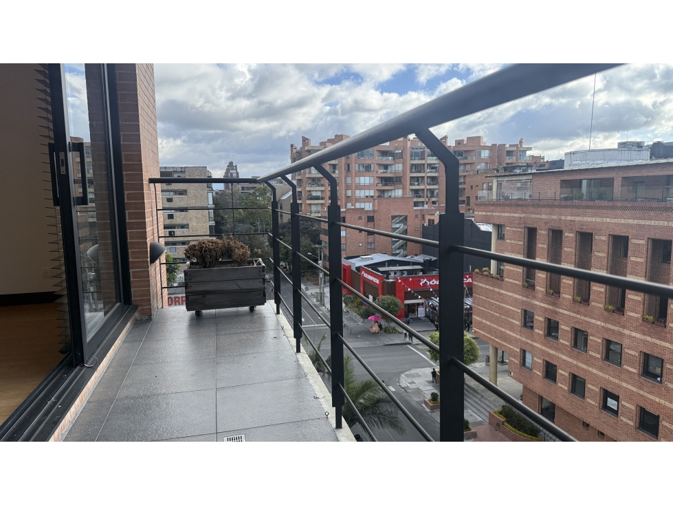 ARRIENDO CHICO 95 Mts 2 habs $7.4 Mills — foto 4