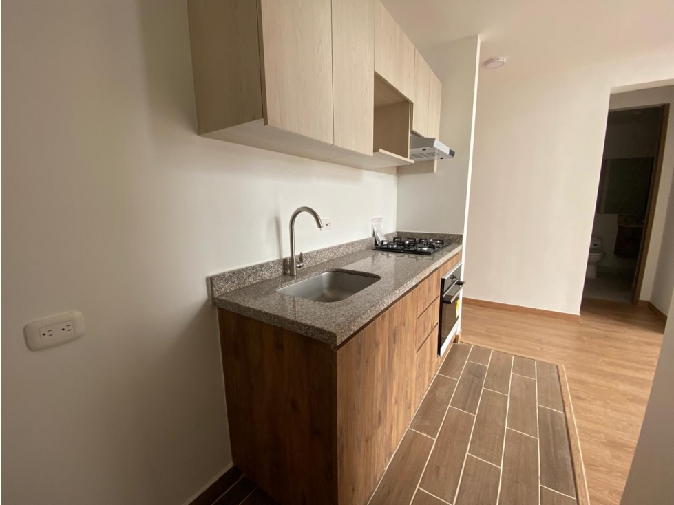 VENTA- ARRIENDO MILLA DE ORO (LATERAL FONTANAR)