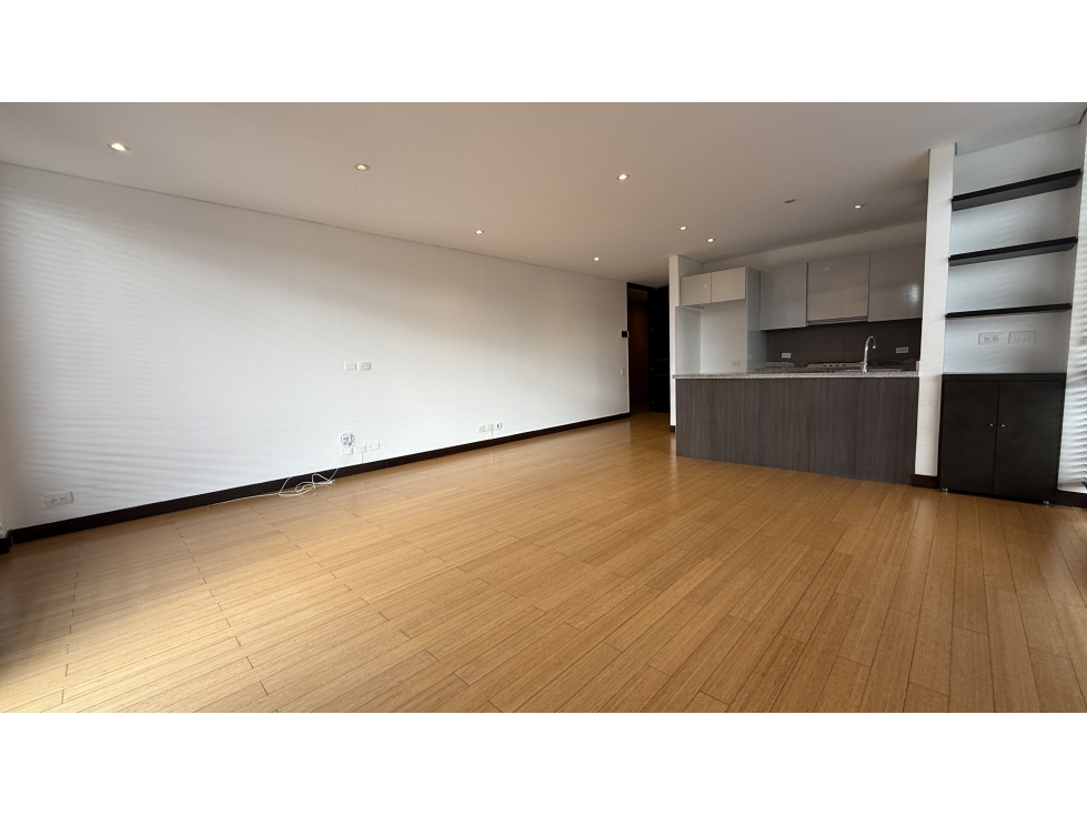 ARRIENDO CHICO 95 Mts 2 habs $7.4 Mills — foto 2