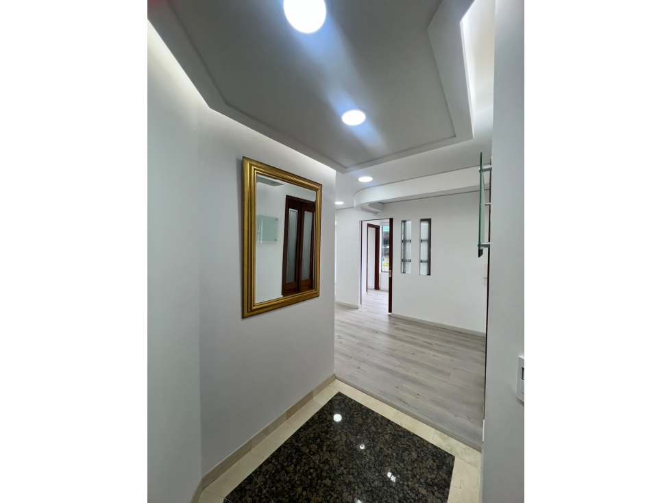 ARRIENDO OFICINA A PASOS PARQUE 93 35mts exterior $ 3 Mills - 3