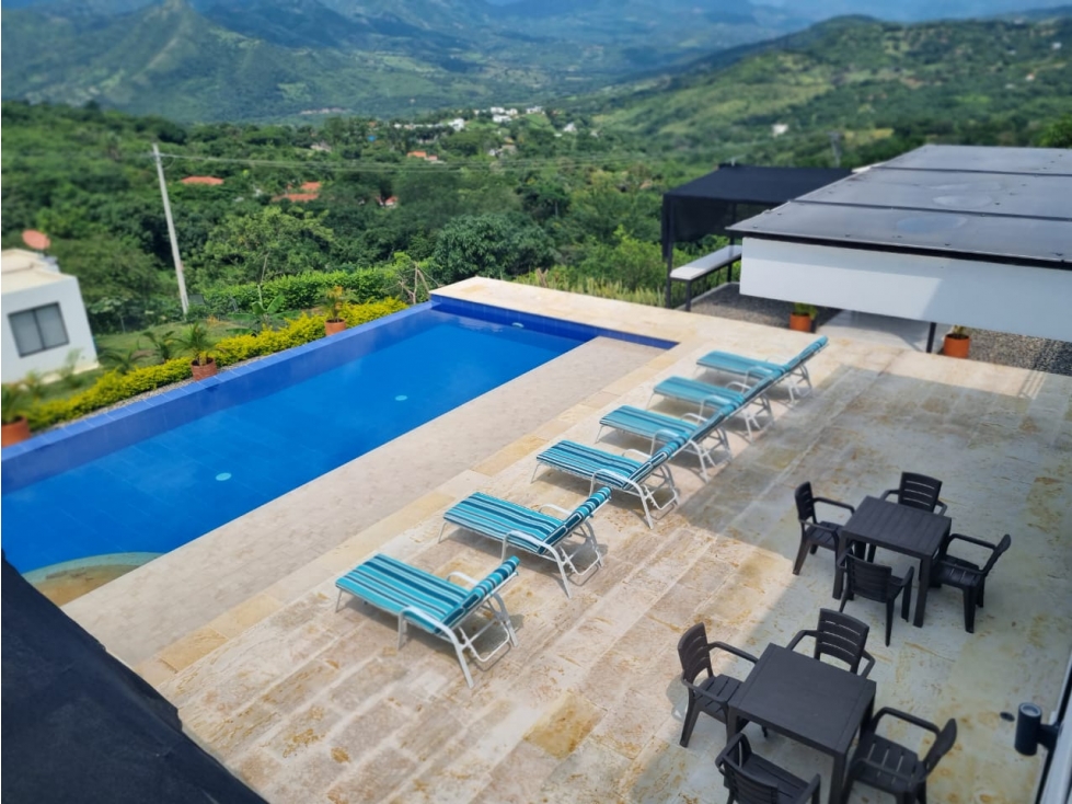 VENDO FABULOSA CASA ANAPOIMA, LOTE 2.800Mtrs, $1.900 MM — foto 6
