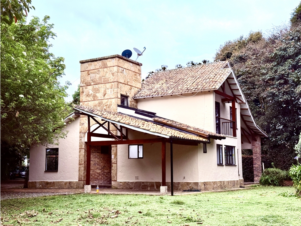 CASA CON LOTE EN CHIA 154 M2 Lote: 958 M2 $950 mills. — foto 2